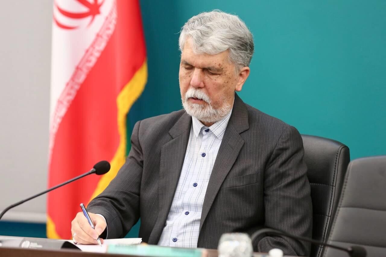 تقدیر وزیر ارشاد از وزارت بهداشت برای اجرای قانون دسترسی آزاد به اطلاعات تقدیر وزیر ارشاد از وزارت بهداشت برای اجرای قانون دسترسی آزاد به اطلاعات