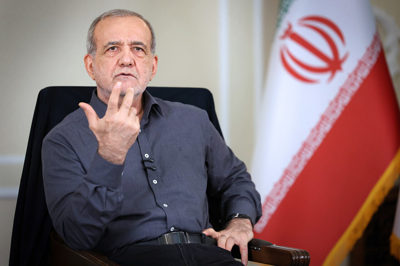 ببینید | پزشکیان: دشمن به دنبال متحد کردن همسایگان ما علیه ایران است ببینید | پزشکیان: دشمن به دنبال متحد کردن همسایگان ما علیه ایران است
